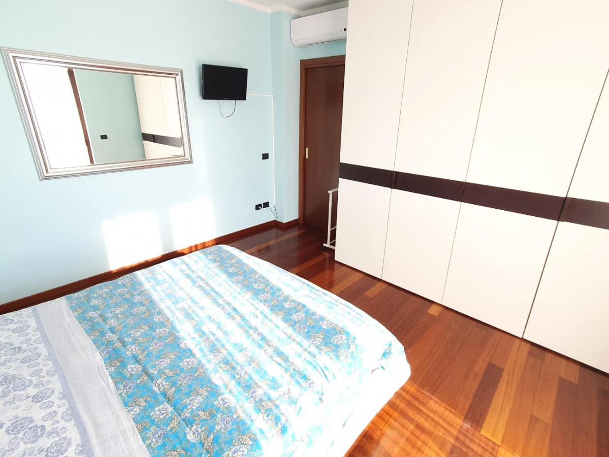 Il Glicine sul Garda casa vacanze Monzambano Esterno foto