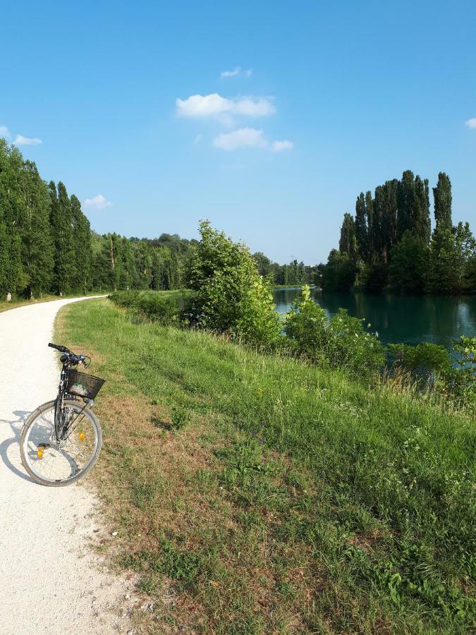 Il Glicine sul Garda casa vacanze Monzambano Esterno foto